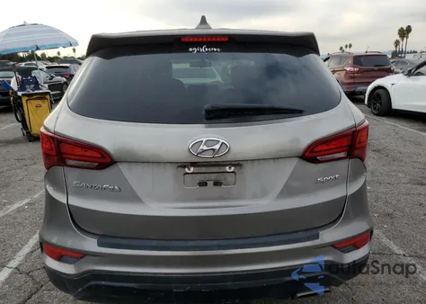 2017 Hyundai Santa Fe Sport z USA, uszkodzony, nr VIN 5XYZT3LB5HG406097